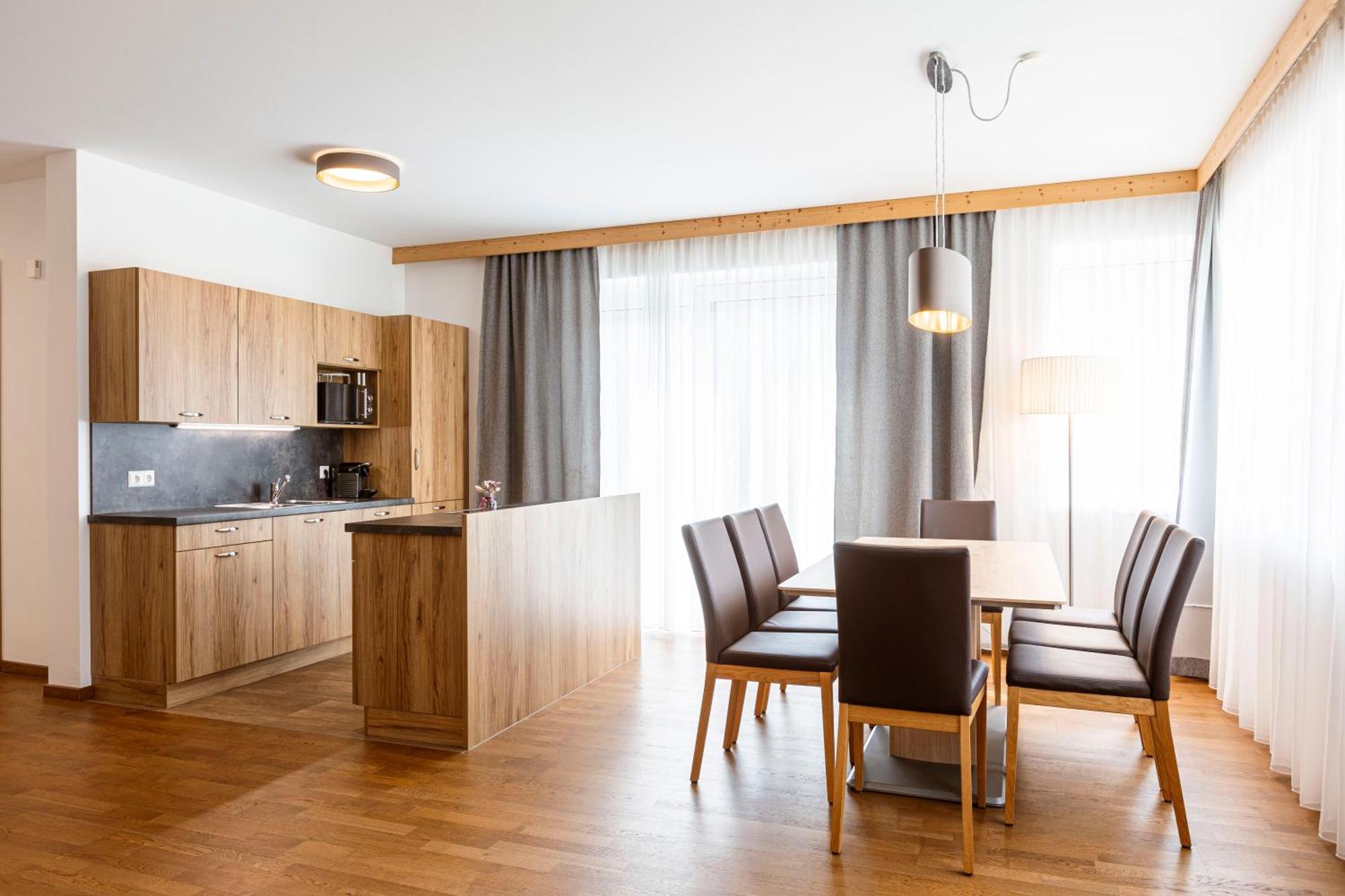 סנט לאמברכט Naturpark Chalets Lambrecht By Alps Resorts מראה חיצוני תמונה