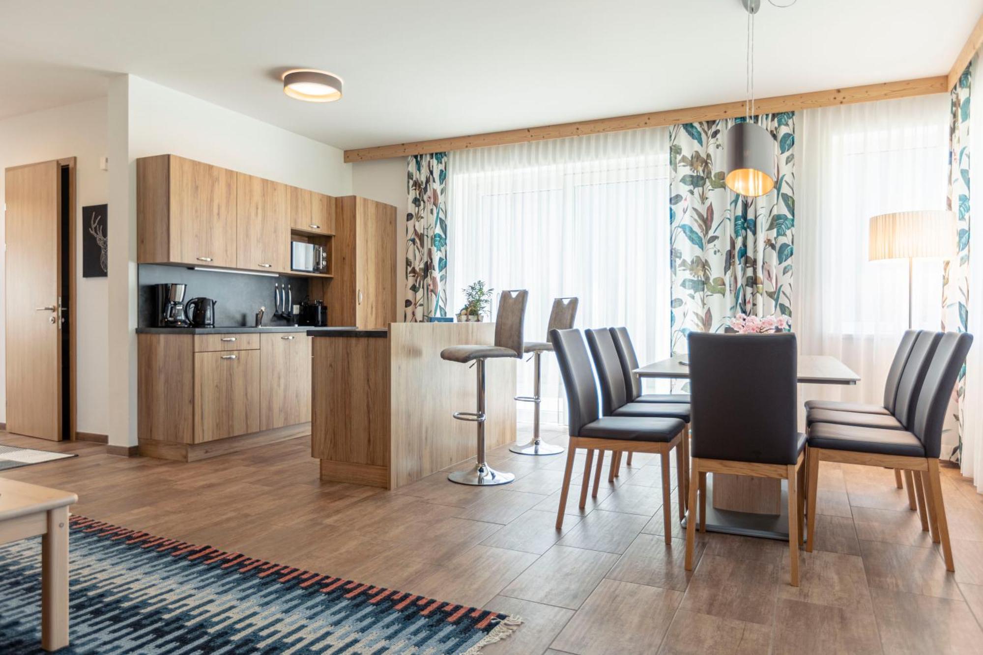 סנט לאמברכט Naturpark Chalets Lambrecht By Alps Resorts מראה חיצוני תמונה