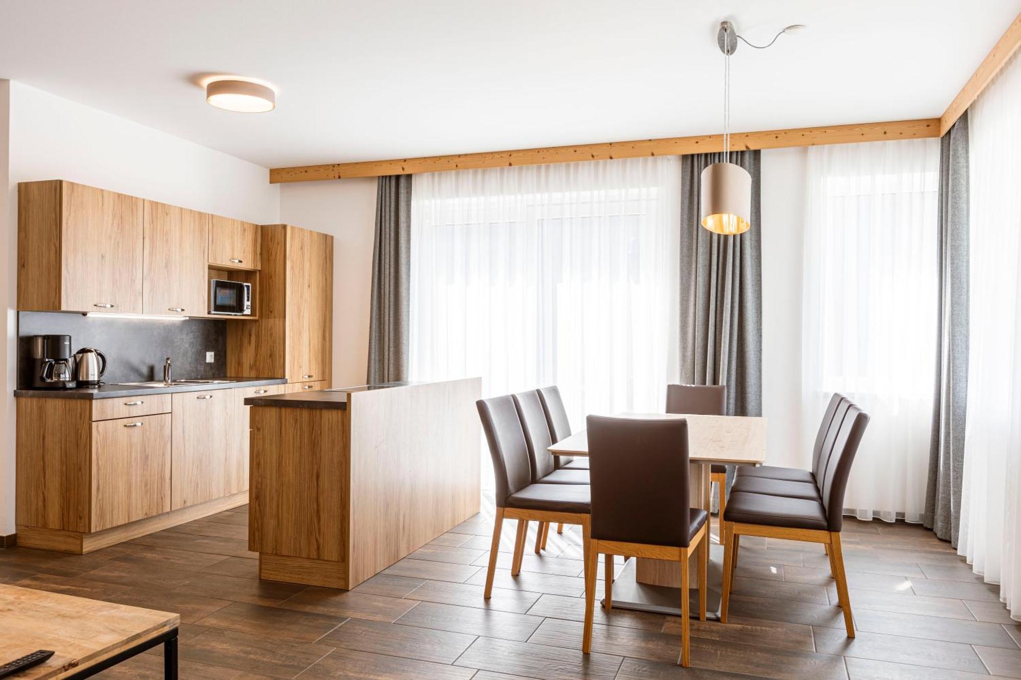 סנט לאמברכט Naturpark Chalets Lambrecht By Alps Resorts מראה חיצוני תמונה